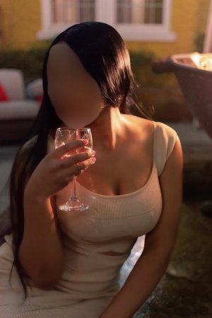 Giulia dominatrix  live escorts in Santa Clara California and sex club
